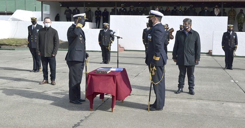 Nuevos jefes del BIM5 y el Destacamento Naval