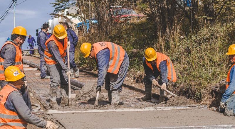Se hormigonaron otros 70 metros de la bicisenda