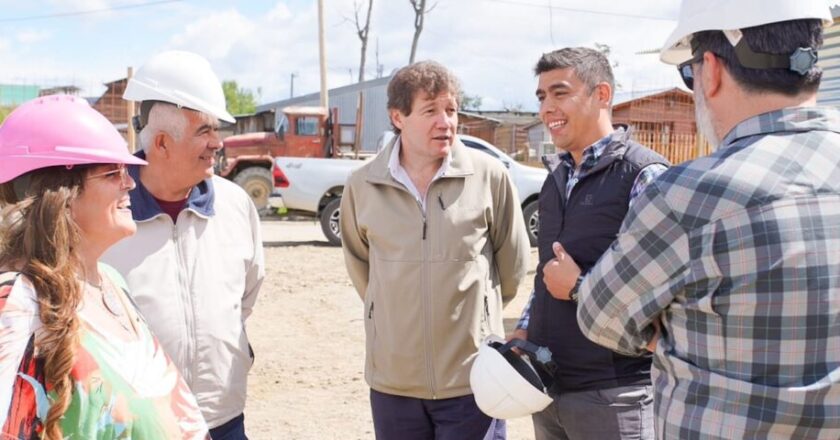 Melella recorrió la obra del centro de desarrollo infantil en Tolhuin