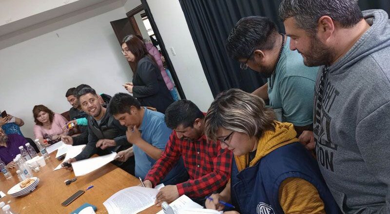 Se empantanó la discusión salarial con los estatales