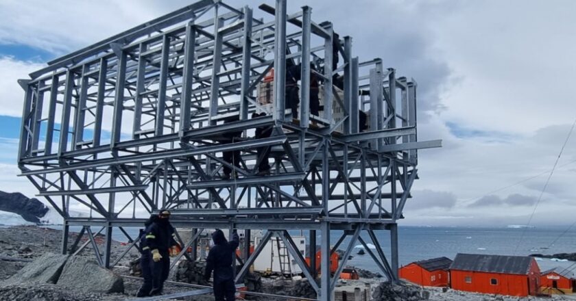 Avanza la construcción de laboratorios científicos en las bases antárticas argentinas