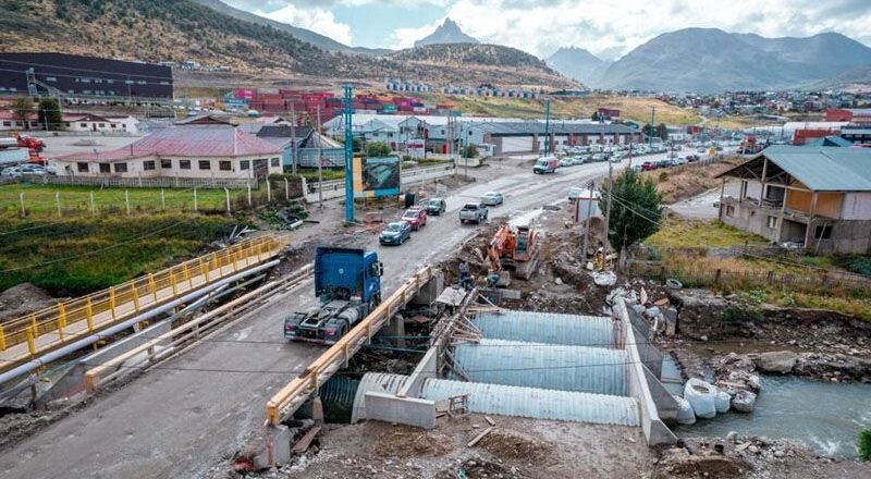 A mediados de marzo se habilitará al tránsito en el puente de <strong>Avenida Perito Moreno</strong>