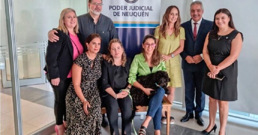 La Justicia de Neuquén le tomó juramento «por la patria» a un perro