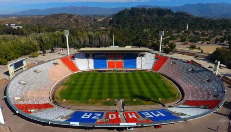 Mendoza accedió ante el pedido de la FIFA y le cambiarán el nombre al Estadio Malvinas Argentinas