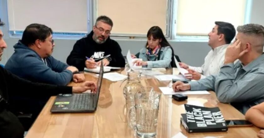 Con varios planteos en agenda, Gobierno y SUTEF mantuvieron una nueva reunión paritaria