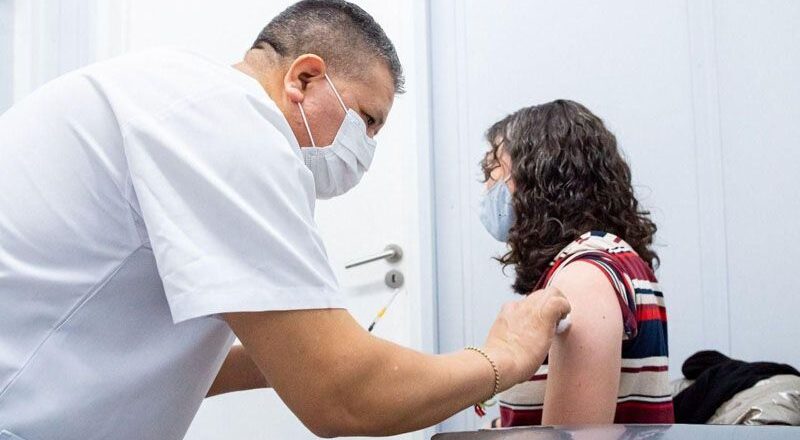 Insisten en completar el esquema de vacunación