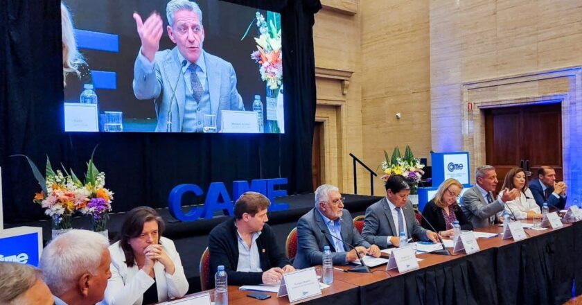 Melella participó del encuentro patagónico de la CAME