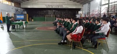 Alumnos de Tercer Año realizaron su promesa de cumplimiento de la Constitución Nacional