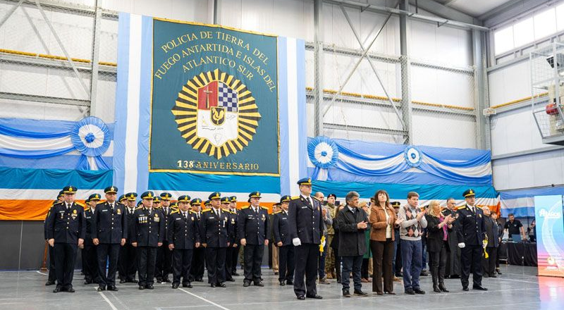 “Estamos orgullosos de la policía que tenemos”