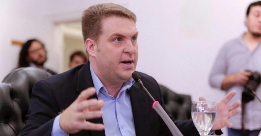 “Hemos hecho una elección muy importante con un partido que no tiene grandes aparatos”