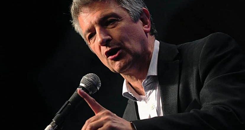 Para López la sociedad “le dio un gran espaldarazo a Melella”