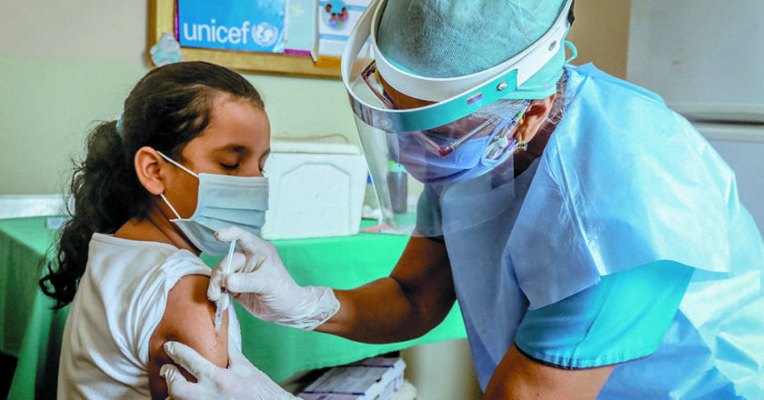 Vacunación de refuerzo contra la COVID-19