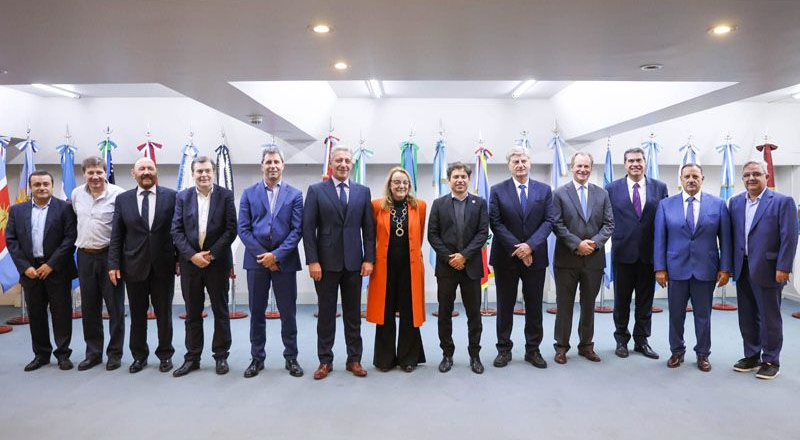 El Gobernador a favor de una fórmula de unidad