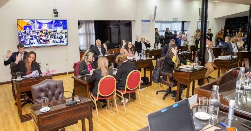 Sancionaron las Leyes que impulsan la capacitación en derechos de infancias y adolescencias