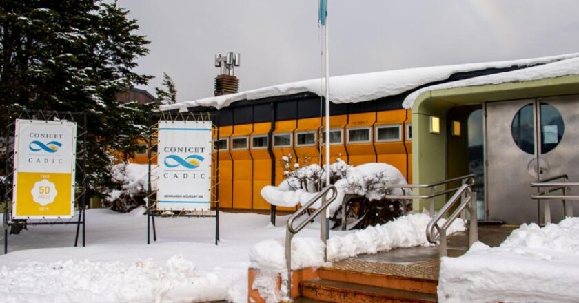 Científicos fueguinos cuestionaron la propuesta de Javier Milei para privatizar el Conicet