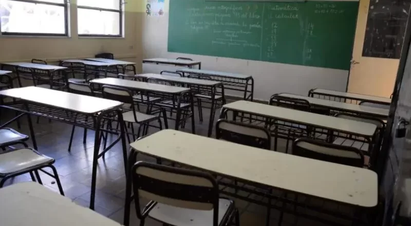 SUTEF: Nuevas medidas de fuerza afectan el normal dictado de clases