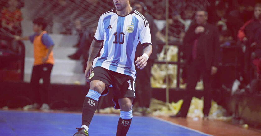 Kiki Vaporaki, convocado para la fecha FIFA