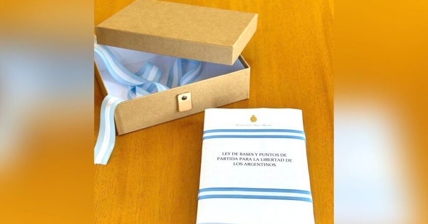 Milei envió la «Ley Ómnibus» al Congreso: Emergencia, facultades extraordinarias y privatizaciones