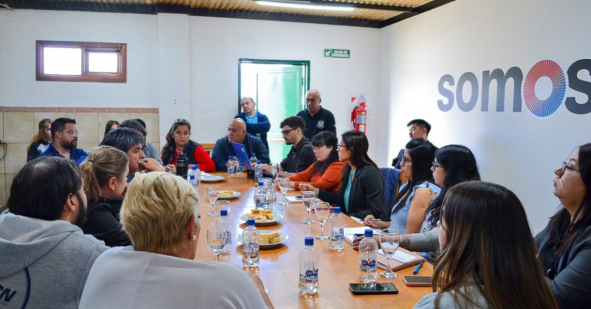 Paritarias estatales: El primer ofrecimiento del Gobierno es un aumento en asignaciones familiares y ayuda escolar
