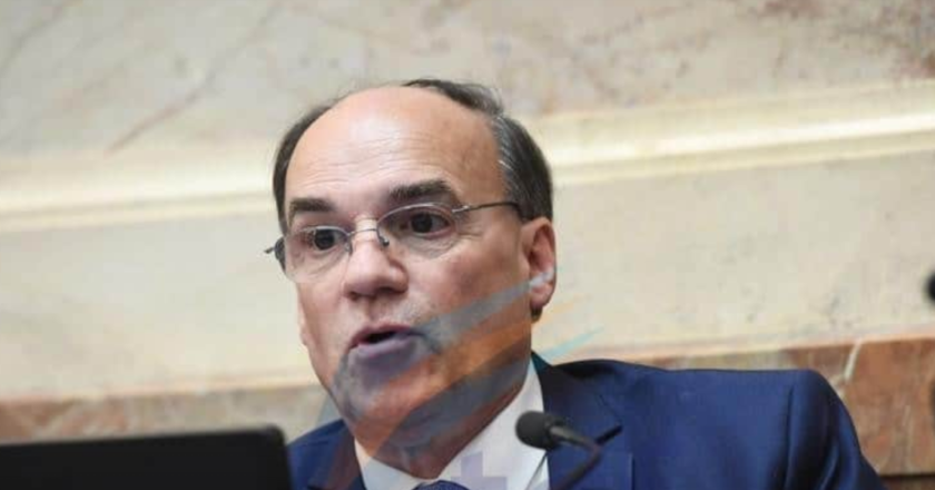 Senador radical repudia las declaraciones de Milei refiriéndose al Congreso como un “Nido de Ratas” y solicita su retractación