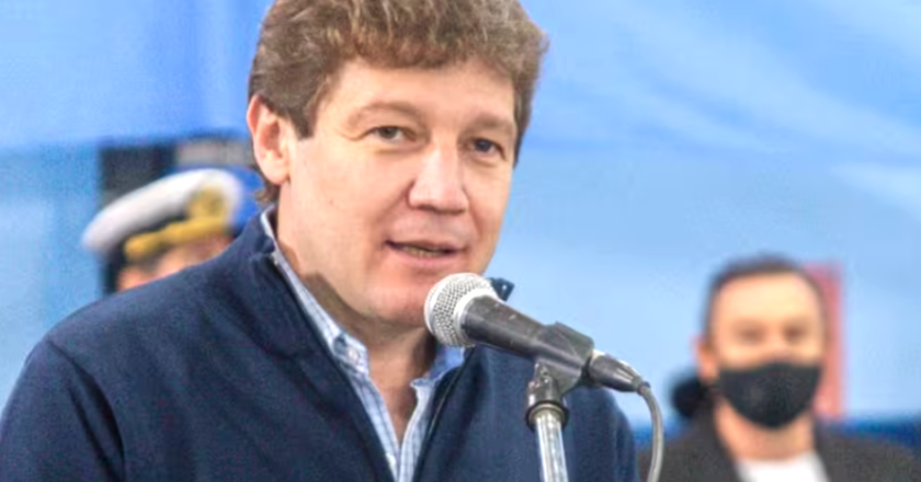 El gobernador de Tierra del Fuego anunció que paralizará la producción de petróleo por 24 horas