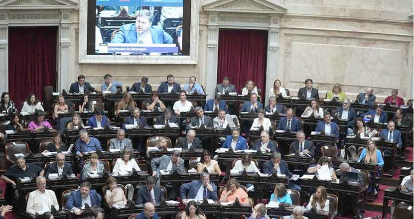 Convocarán a gobernadores a un pacto fiscal