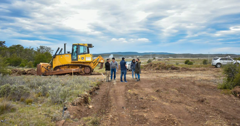 Avanza la concreción del Parque Industrial del Cincuentenario en Tolhuin