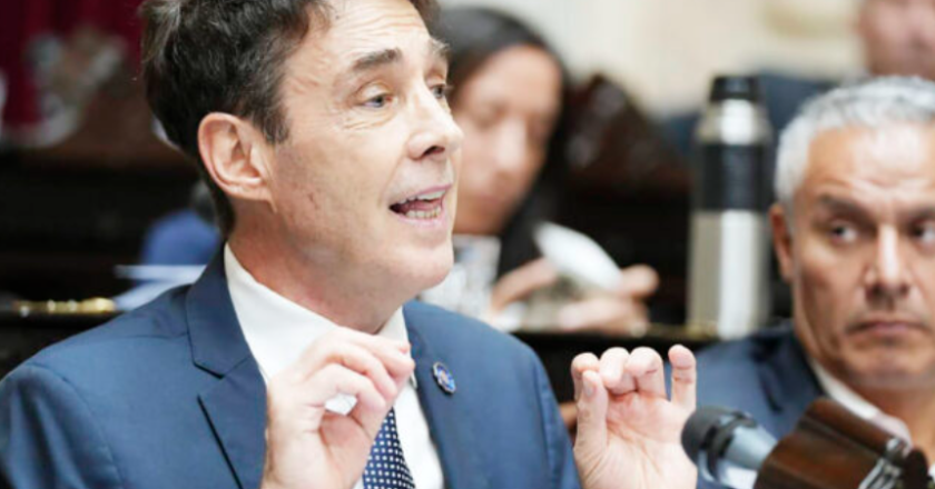 Stefani invitó a un grupo de diputados a conocer Tierra del Fuego