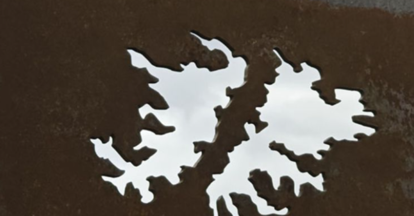 La provincia intimará judicialmente a los constructores del puerto en Malvinas