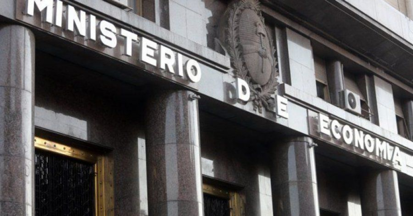 Nadie atiende el teléfono en Economía de Nación