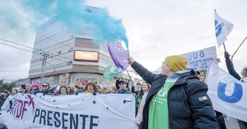 Gustavo Melella habló sobre la marcha universitaria