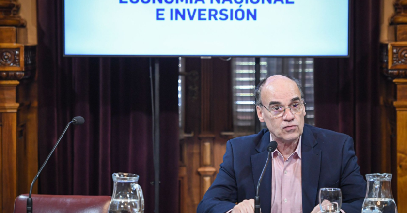 Blanco garantizó su oposición al artículo 111 y a la privatización de Aerolíneas