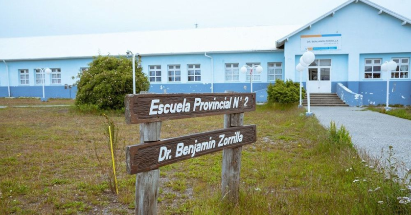 $43 millones para el mantenimiento de 25 escuelas