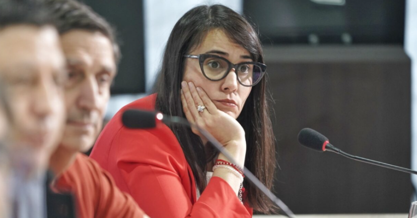 El bloque oficialista busca restringir los pedidos de informes al Ejecutivo.