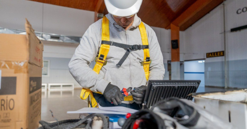 Siguen los trabajos de mantenimiento en las escuelas