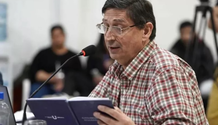 Tavarone pide “más transparencia” en la adjudicación de tierras