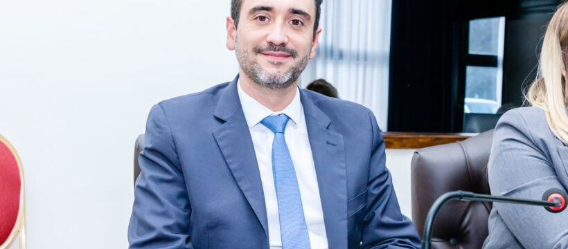 “Vamos a participar de la elección como La Libertad Avanza, que es nuestro nombre nacional”