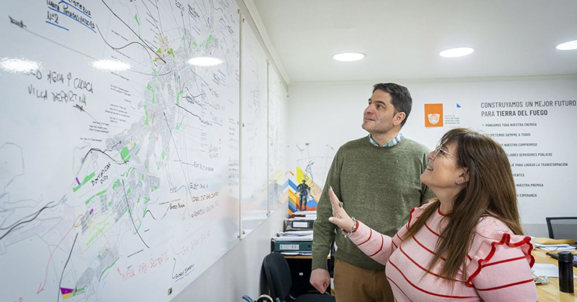 Castillo presentó el plan de obra pública 24/25