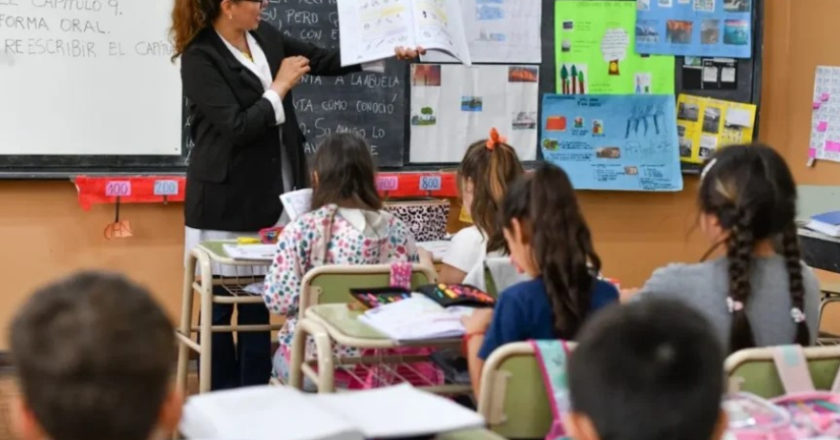 Salario docente en las provincias: Tierra del Fuego lideró el ranking con un aumento real del 57,1% en 2024