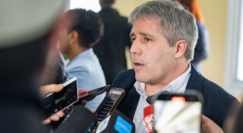 Canals apuesta al diálogo político